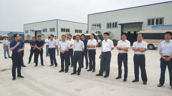 市人大到我县开展农业产业振兴战略实施情况调研