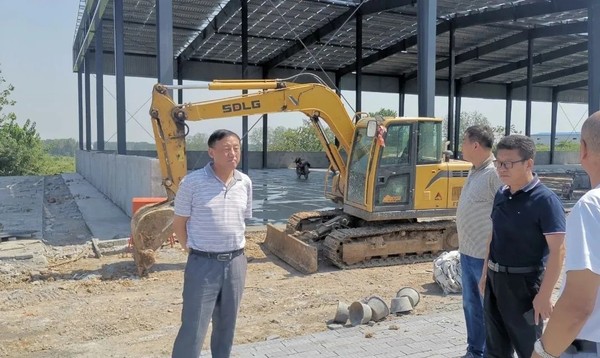 陈国祥调研桑涧镇村集体经济收入和扶贫项目建设情况