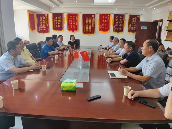 江苏省太仓市人大来我县考察学习乡镇人大工作