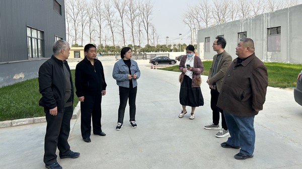 人大主席走访照片 (2).jpg