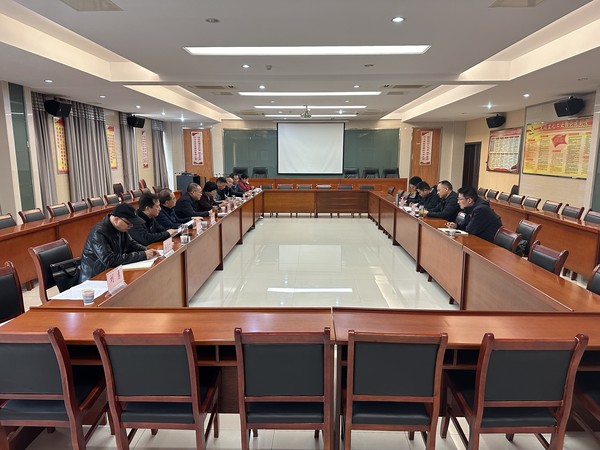 11.19县人大常委会调研全县招商引资工作情况.jpg