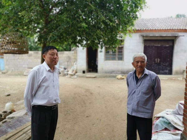 陈国祥督查桑涧镇做好扶贫暗访反馈问题的整改工作